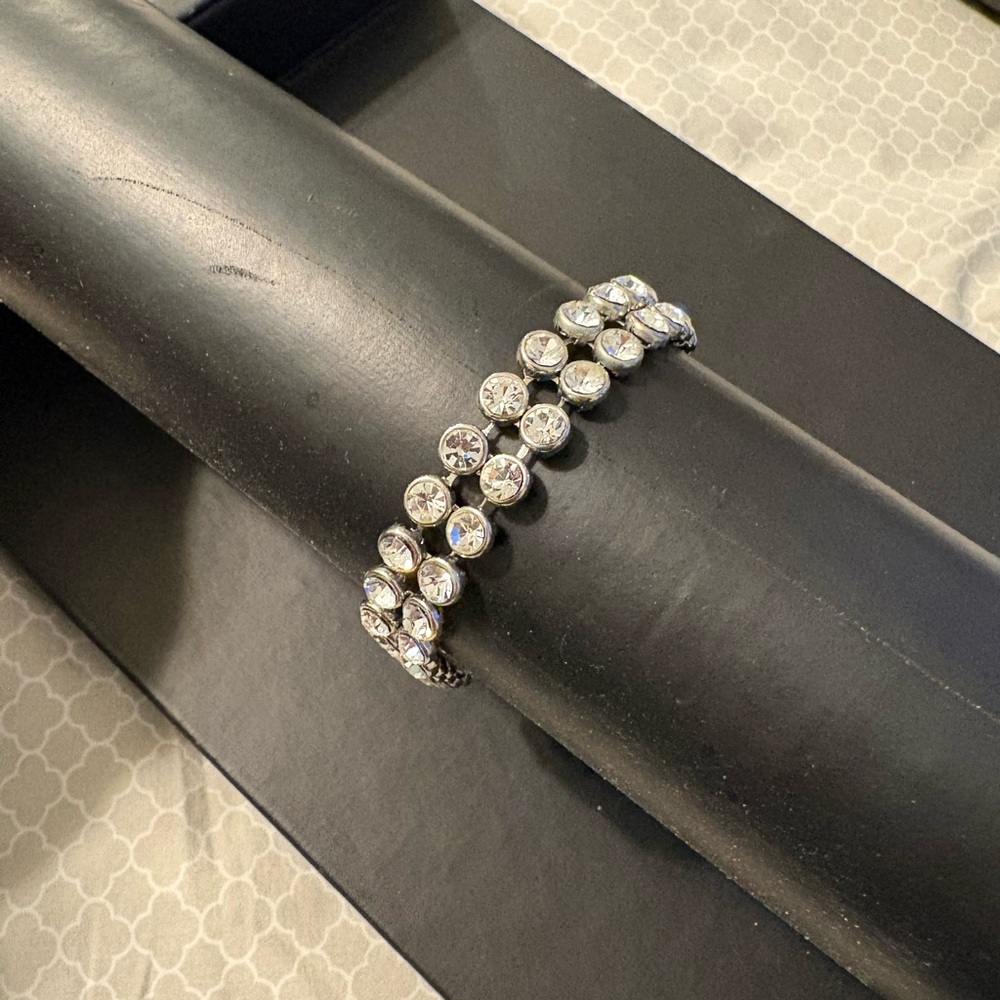 Elegant Silver Bracelet with Rhinestones